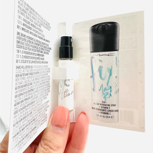 5 for 25⚡️MAC Fix+ Magic Radiance Mist Hydrating Spray w/ Vitamin C 2.5ml - Picture 6 of 6